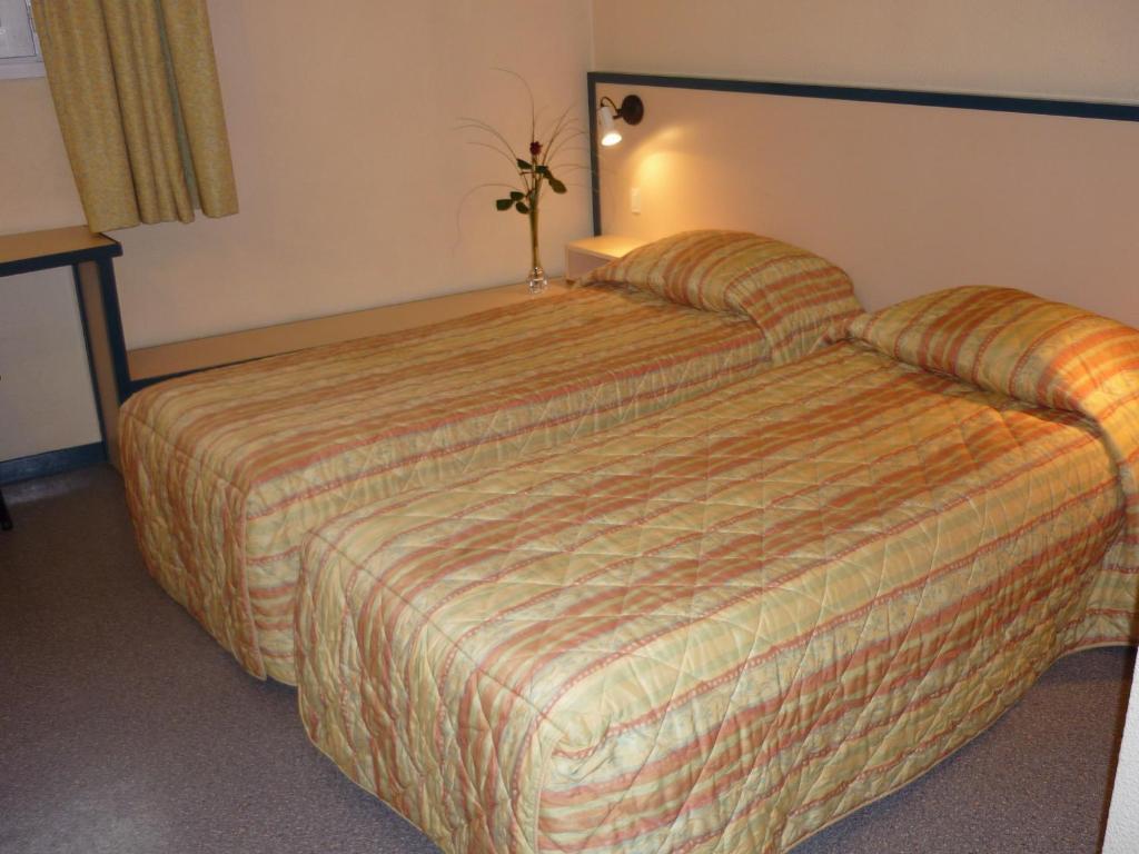 Hotel Entre 2 Mers Proche Bordeaux 卡尔邦布朗 客房 照片