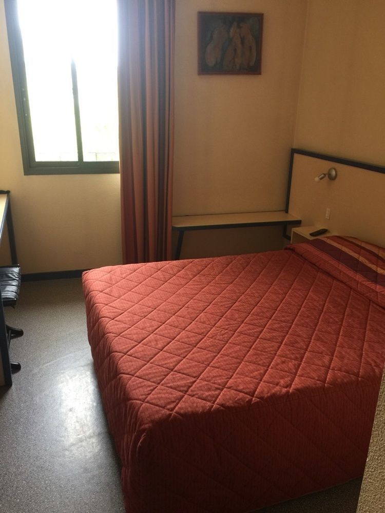 Hotel Entre 2 Mers Proche Bordeaux 卡尔邦布朗 外观 照片