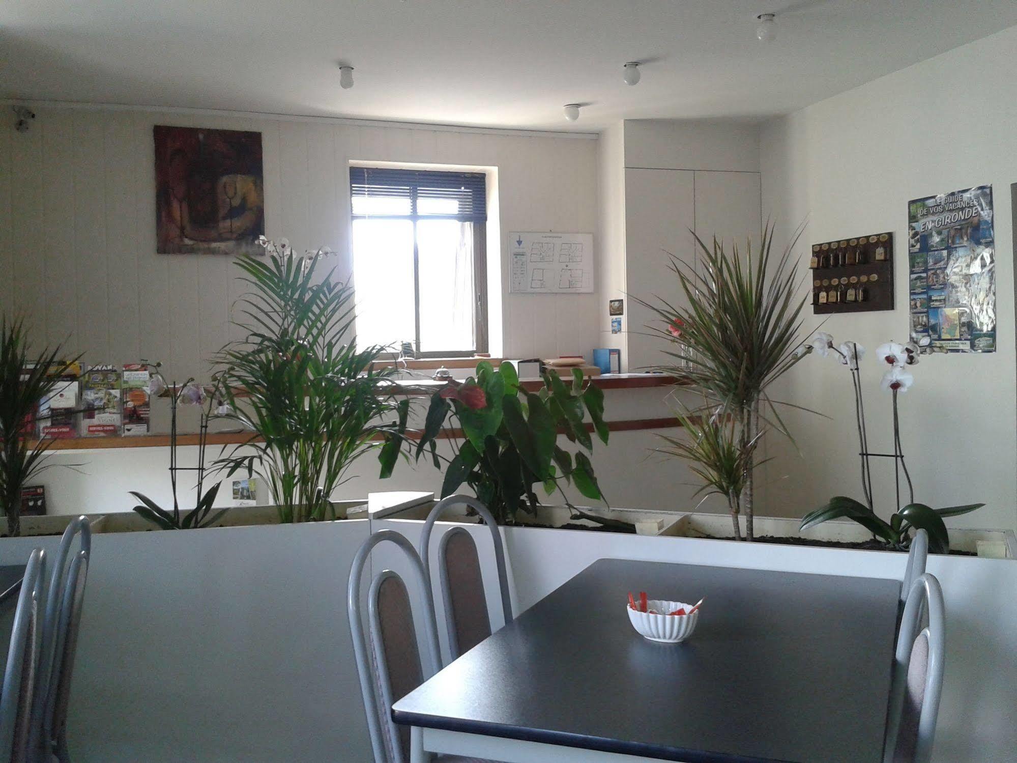Hotel Entre 2 Mers Proche Bordeaux 卡尔邦布朗 外观 照片